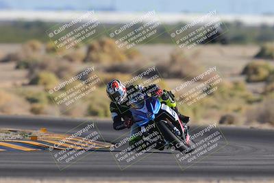 media/Nov-06-2023-Moto Forza (Mon) [[ce023d0744]]/3-Intermediate Group/Session 5 (Turn 4)/